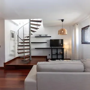  아파트 La Casa De La Alameda